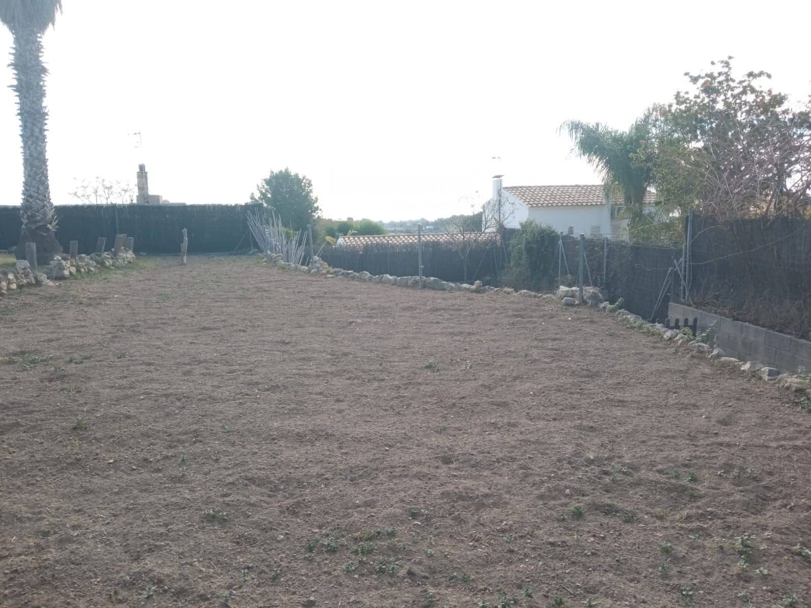 Działka budowlana na sprzedaż w Vilanova i la Geltru - 199 000 € (Ref: 8048119)