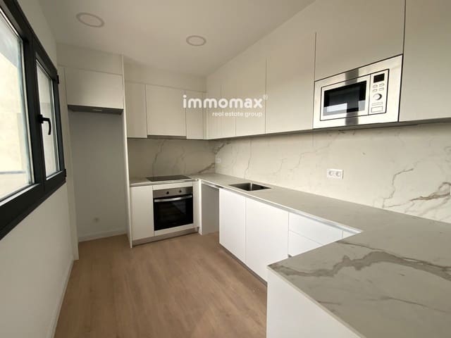 3 quarto Penthouse para venda em Castelldefels com piscina garagem - 749 000 € (Ref: 8048123)