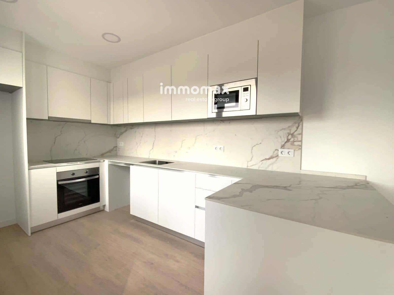 3 soveværelse Penthouse til salg i Castelldefels med swimmingpool garage - € 749.000 (Ref: 8048123)