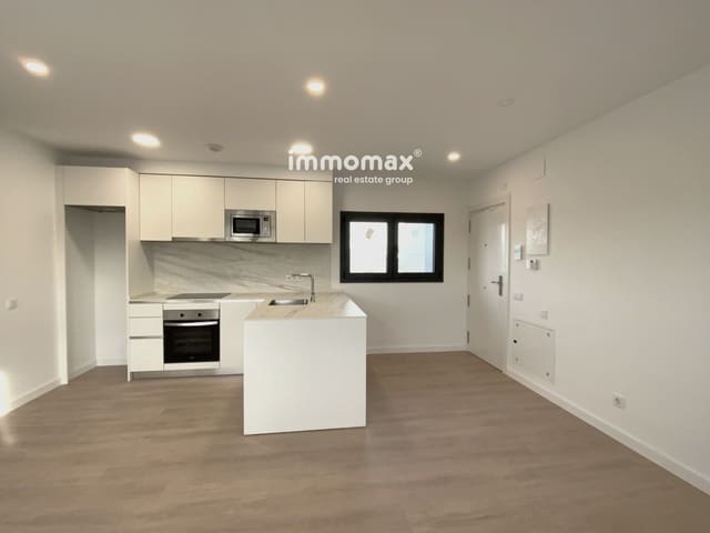 2 quarto Penthouse para venda em Castelldefels com piscina garagem - 399 000 € (Ref: 8048124)