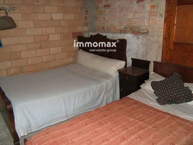 5 bedroom Villa for sale in Paüls - € 58,000 (Ref: 8050271)