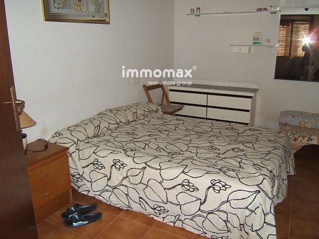 5 bedroom Villa for sale in Alfara de Carles - € 54,500 (Ref: 8050278)