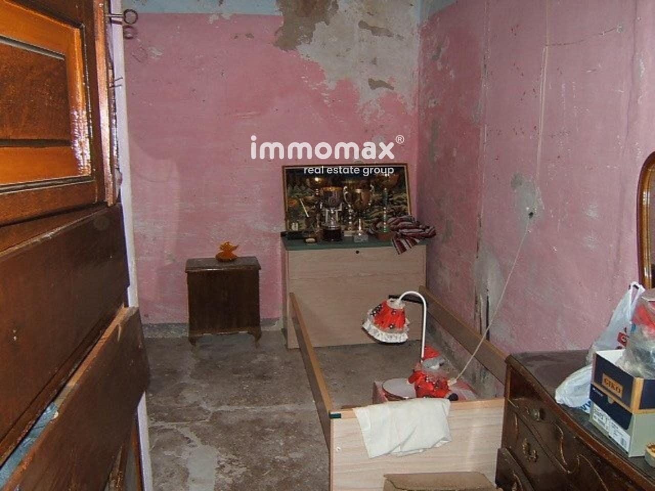 5 soveværelse Villa til salg i Alfara de Carles - € 54.500 (Ref: 8050278)