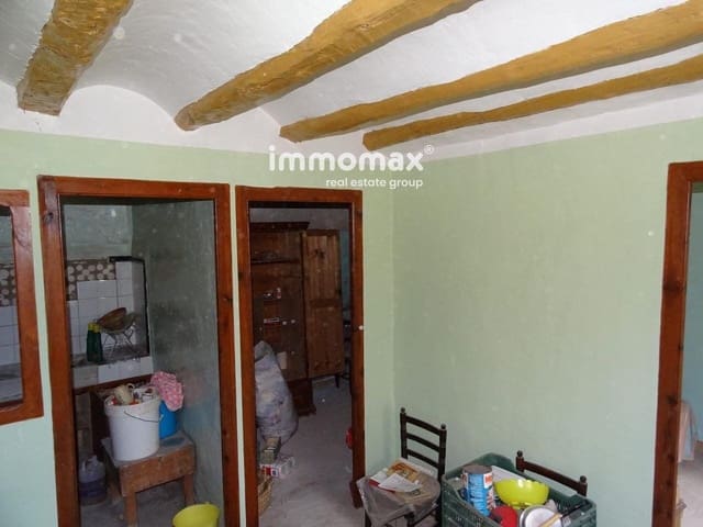 6 bedroom Villa for sale in Paüls with garage - € 63,000 (Ref: 8050283)