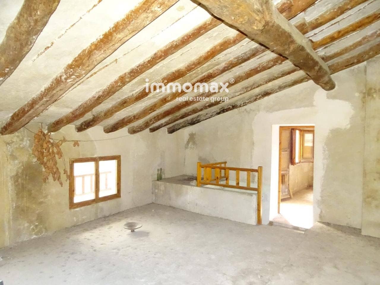 6 soveværelse Villa til salg i Pauls med garage - € 63.000 (Ref: 8050283)