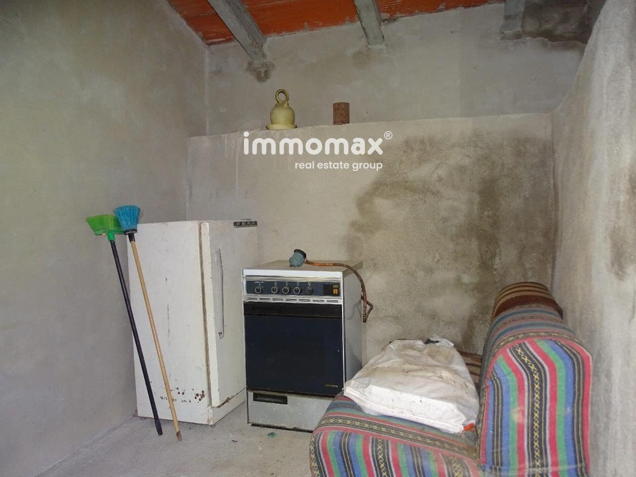 Grunde uden byggetilladelser til salg i Pauls - € 66.000 (Ref: 8050285)