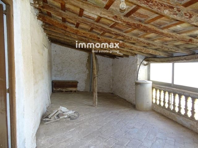 6 soverom Villa til salgs i Els Reguers, Tortosa med garasje - € 78 000 (Ref: 8050294)