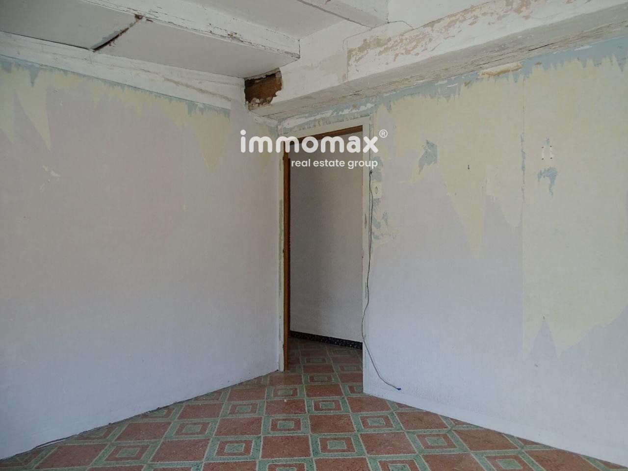 6 soveværelse Villa til salg i Els Reguers med garage - € 78.000 (Ref: 8050294)