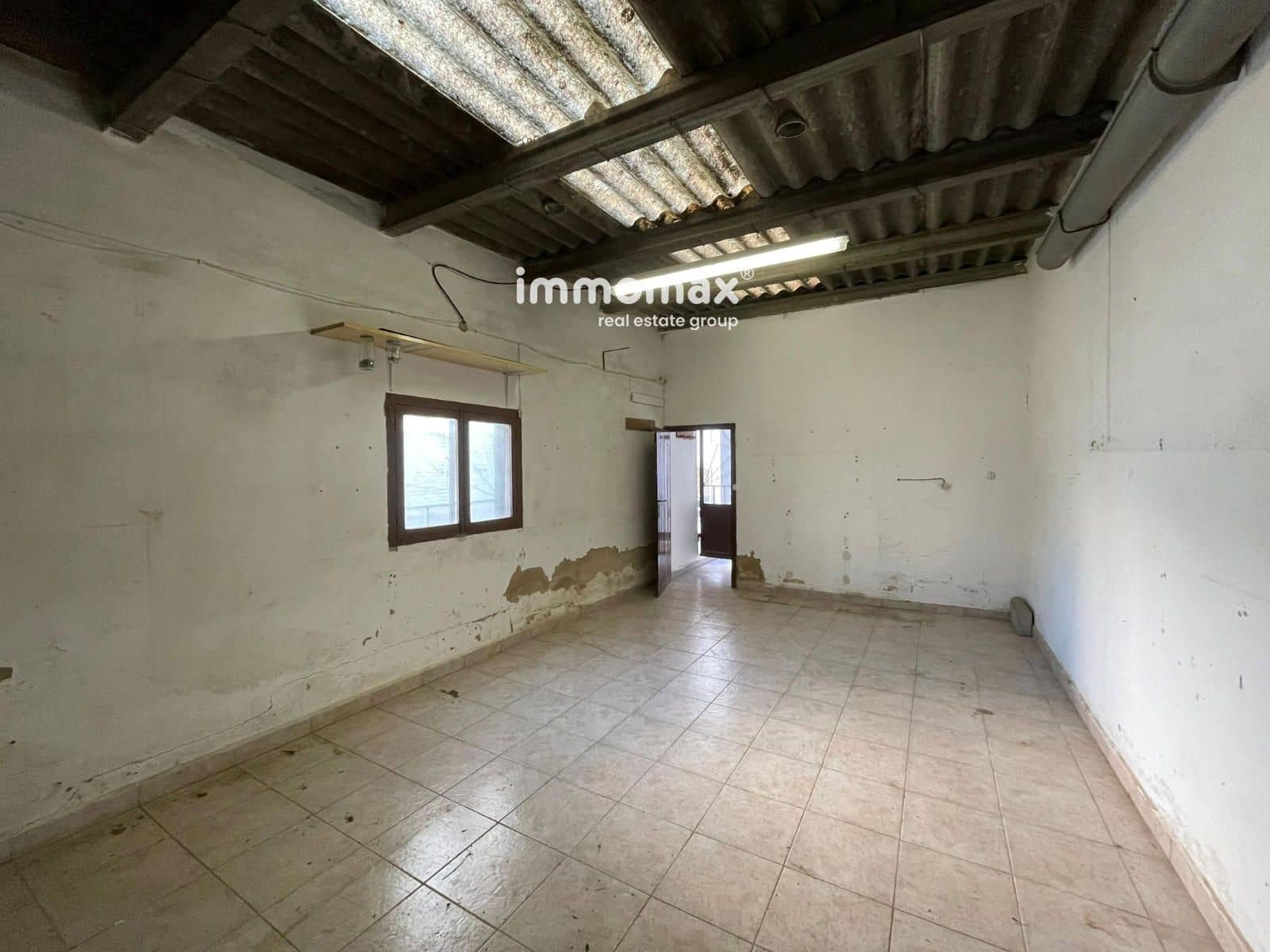 6 soveværelse Villa til salg i Els Reguers med garage - € 78.000 (Ref: 8050294)