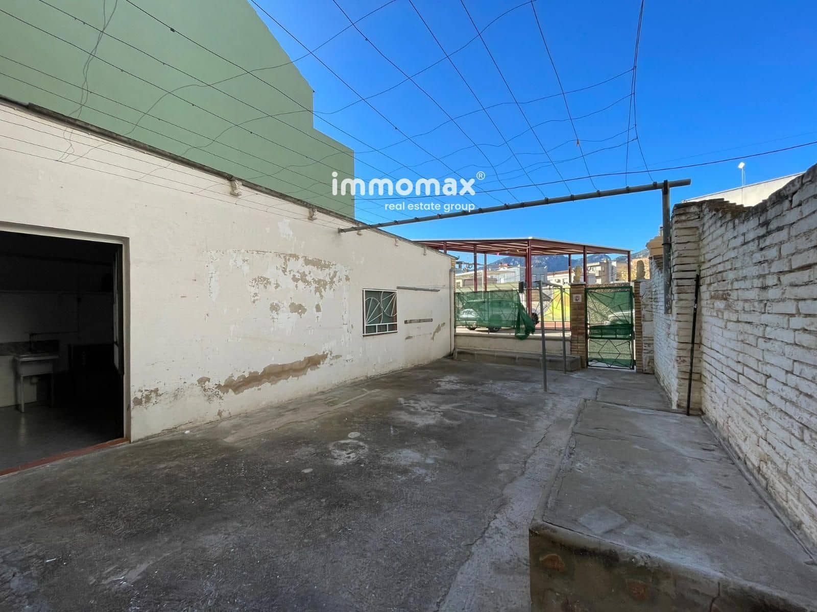 6 soveværelse Villa til salg i Els Reguers med garage - € 78.000 (Ref: 8050294)