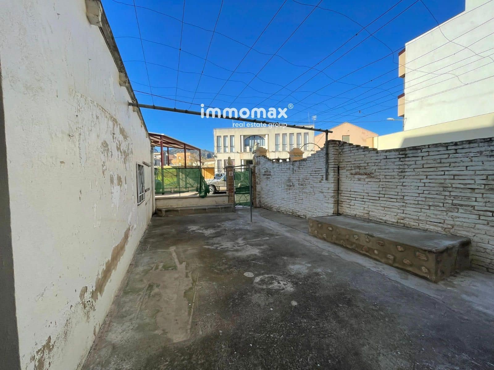 6 soveværelse Villa til salg i Els Reguers med garage - € 78.000 (Ref: 8050294)