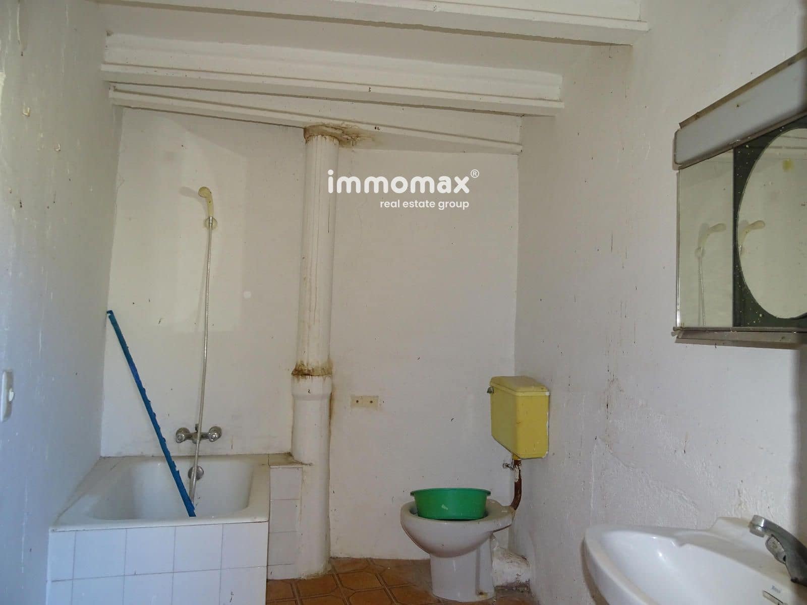 6 slaapkamer Villa te koop in Xerta met garage - € 95.000 (Ref: 8050299)