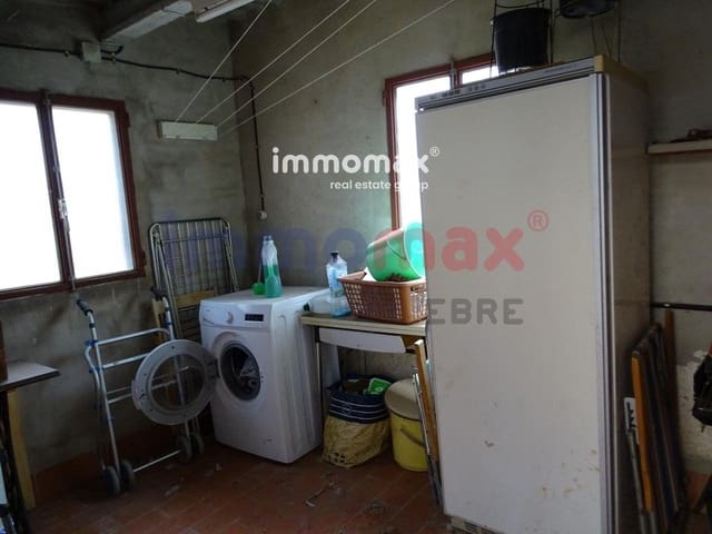 2 bedroom Villa for sale in Bitem, Tortosa with garage - € 66,000 (Ref: 8050304)