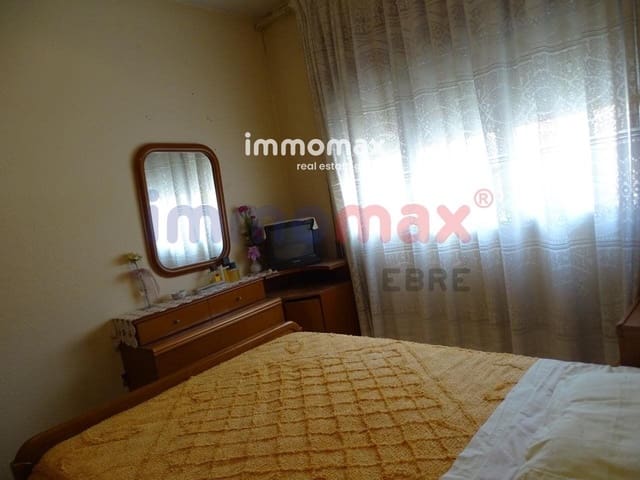 2 bedroom Villa for sale in Bitem, Tortosa with garage - € 66,000 (Ref: 8050304)