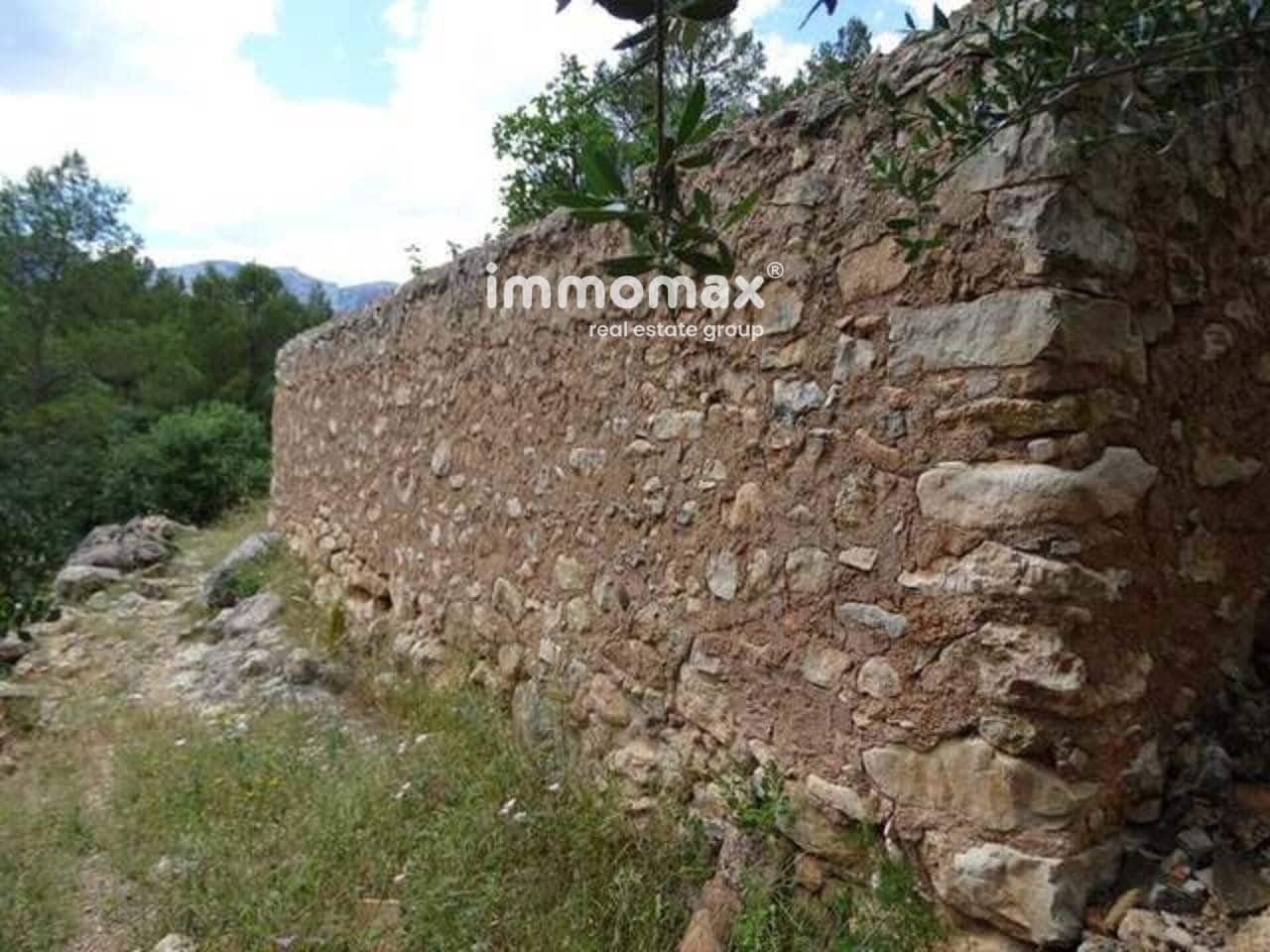 Grunde uden byggetilladelser til salg i Pauls - € 49.000 (Ref: 8050311)