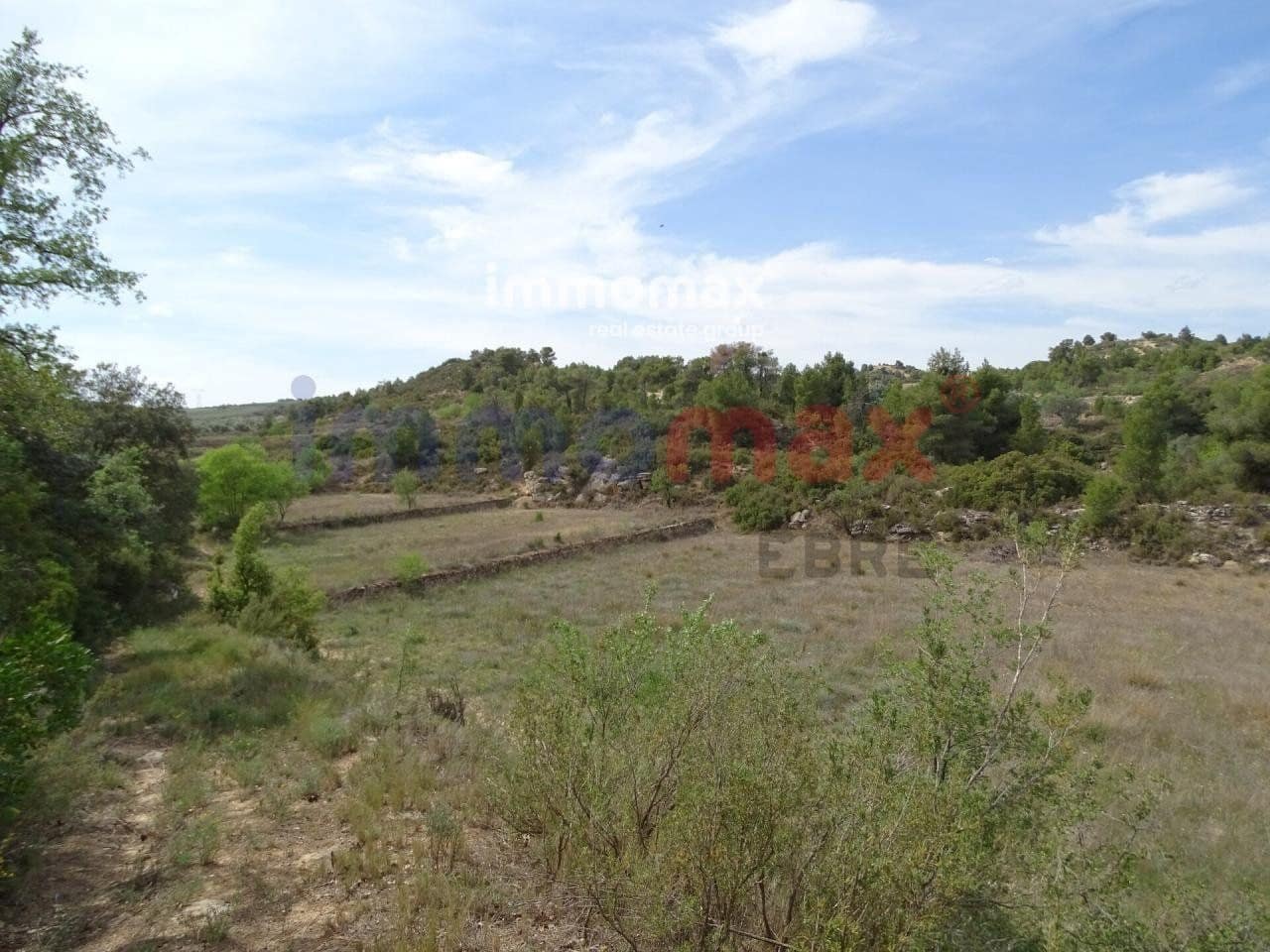 Grunde uden byggetilladelser til salg i Batea - € 30.500 (Ref: 8050319)