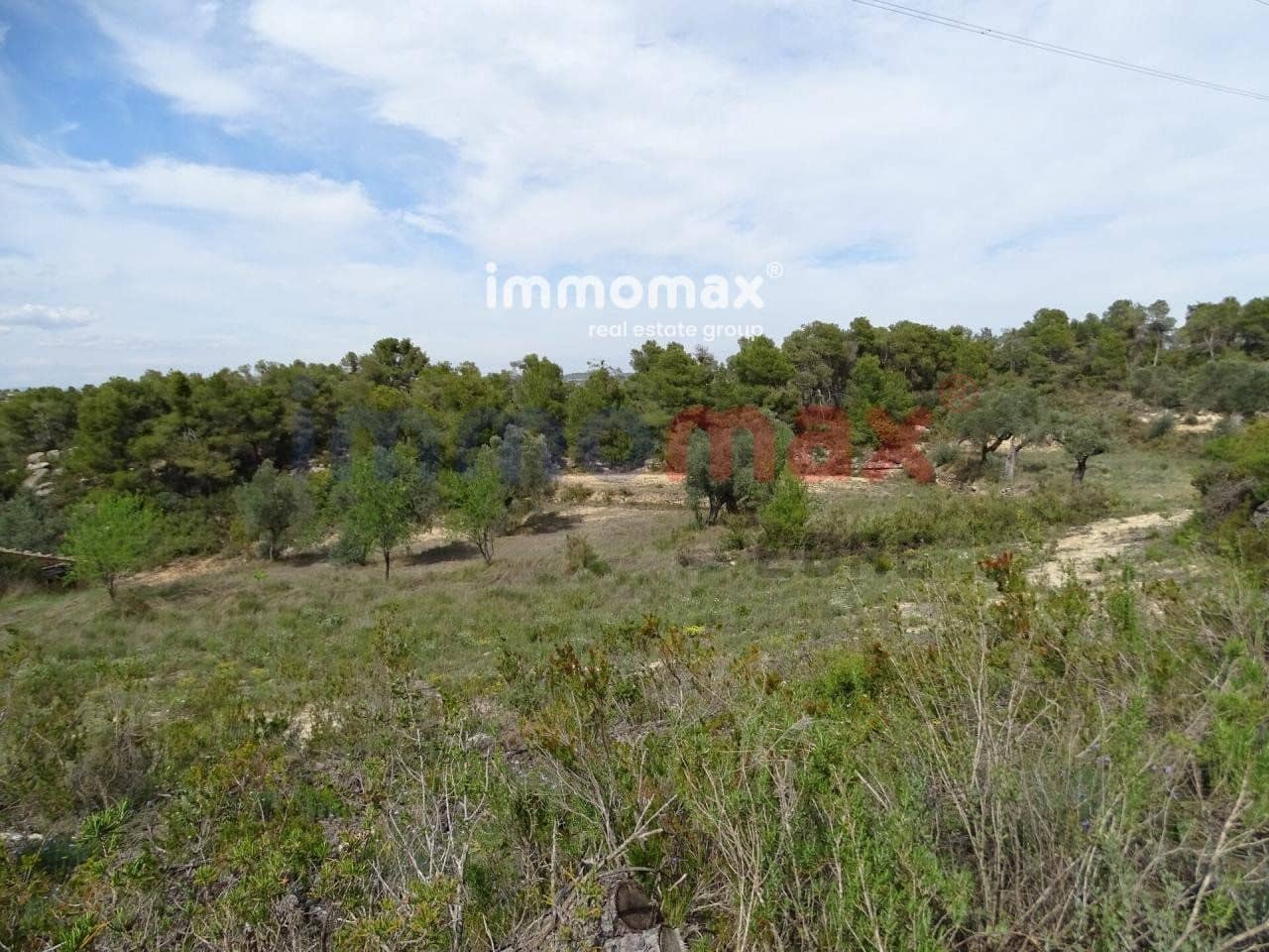 Grunde uden byggetilladelser til salg i Batea - € 30.500 (Ref: 8050319)