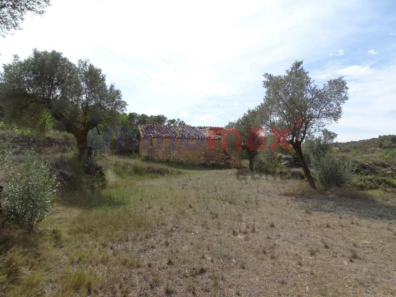 Grunde uden byggetilladelser til salg i Batea - € 30.500 (Ref: 8050319)