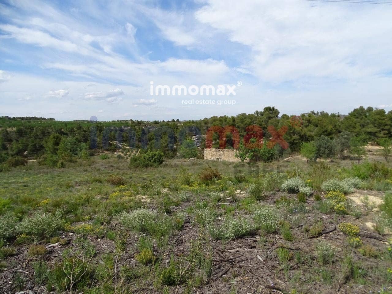 Grunde uden byggetilladelser til salg i Batea - € 30.500 (Ref: 8050319)