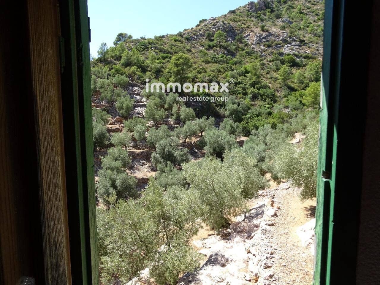 Grunde uden byggetilladelser til salg i Pauls - € 85.000 (Ref: 8050320)