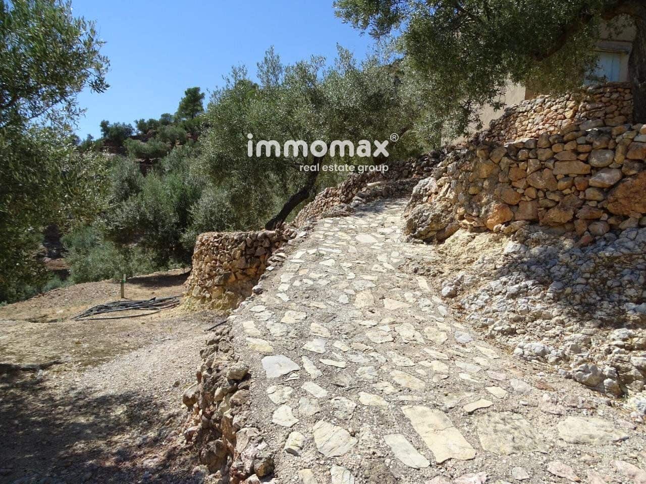 Grunde uden byggetilladelser til salg i Pauls - € 85.000 (Ref: 8050320)