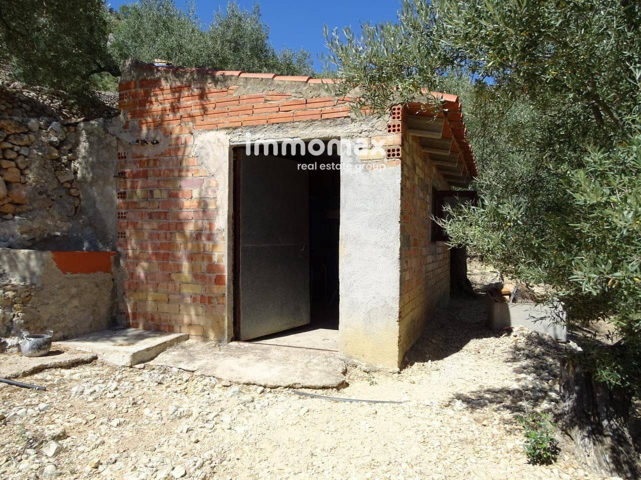 Grunde uden byggetilladelser til salg i Pauls - € 85.000 (Ref: 8050320)