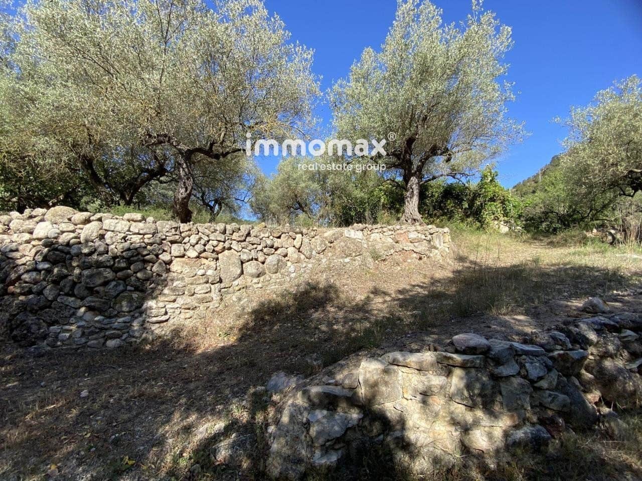 Grunde uden byggetilladelser til salg i Pauls - € 40.000 (Ref: 8050321)