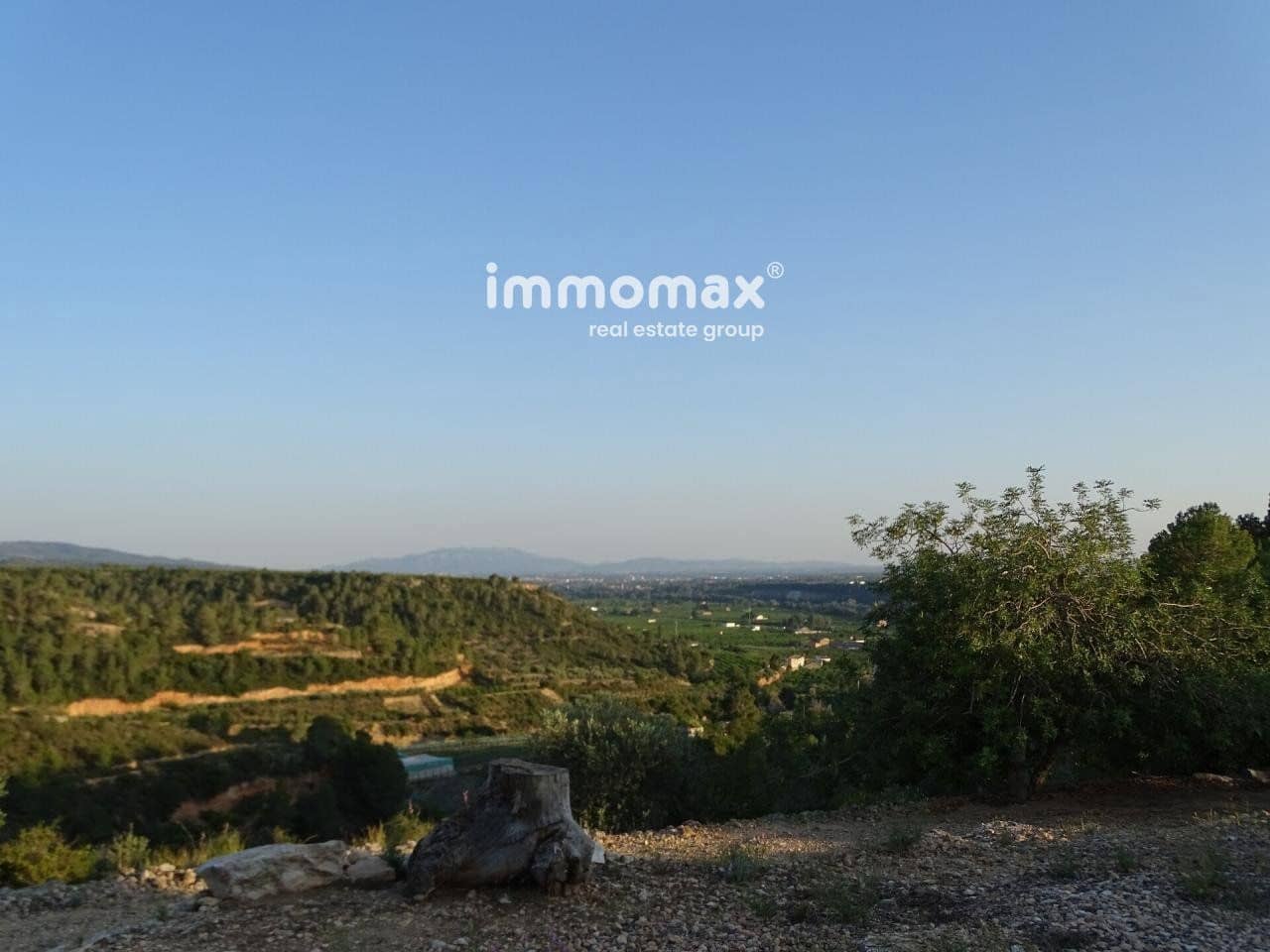 Grunde uden byggetilladelser til salg i Bitem - € 26.000 (Ref: 8050332)