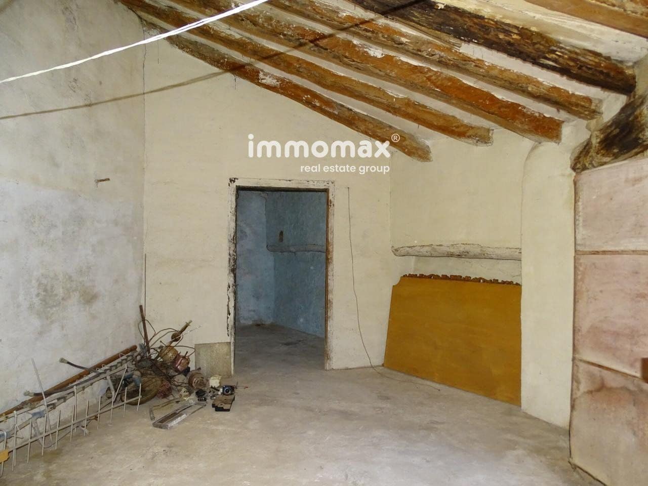 4 soveværelse Villa til salg i Pauls - € 36.000 (Ref: 8050333)