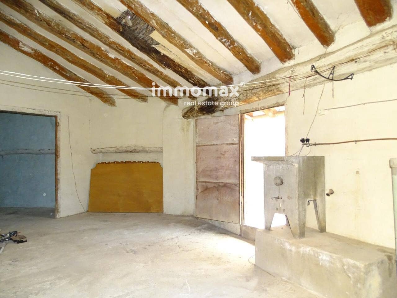 4 soveværelse Villa til salg i Pauls - € 36.000 (Ref: 8050333)