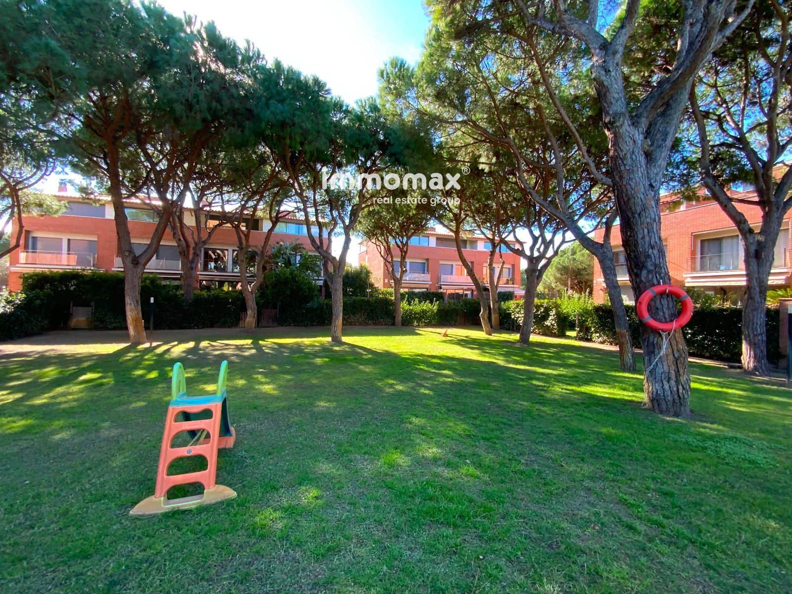 Casa de 4 habitaciones en Gavà en alquiler con piscina garaje - 6.700 € (Ref: 8052743)