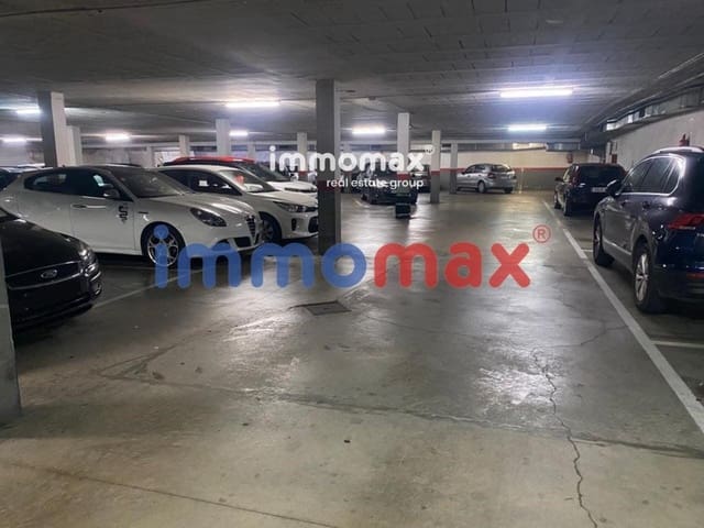 Garage til salg i Sant Boi de Llobregat - € 12.000 (Ref: 8052751)