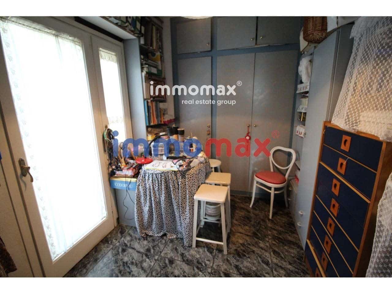 6 bedroom Villa for sale in Vallirana with garage - € 412,500 (Ref: 8052771)