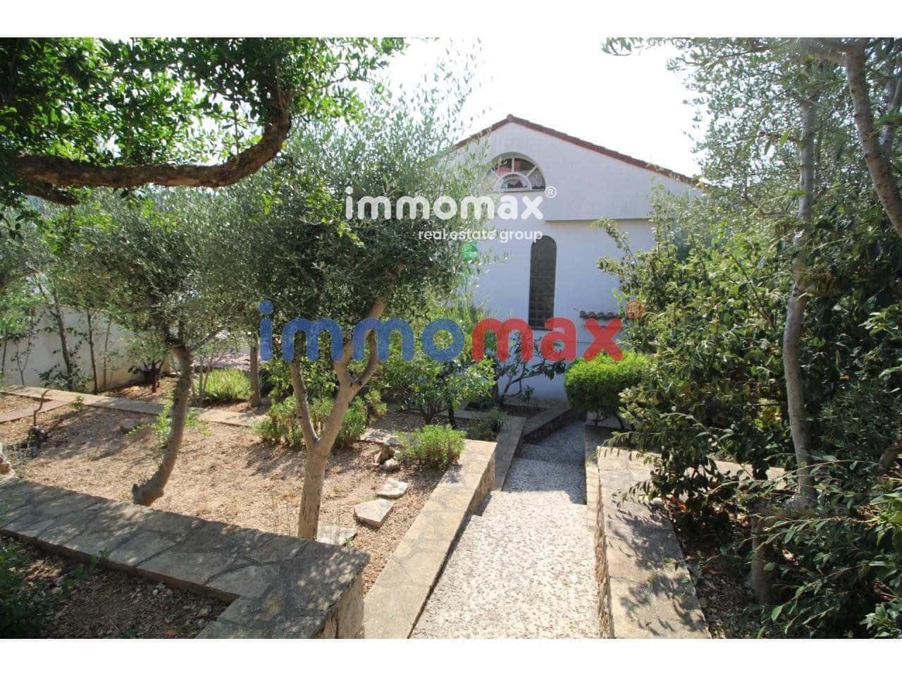 6 bedroom Villa for sale in Vallirana with garage - € 412,500 (Ref: 8052771)