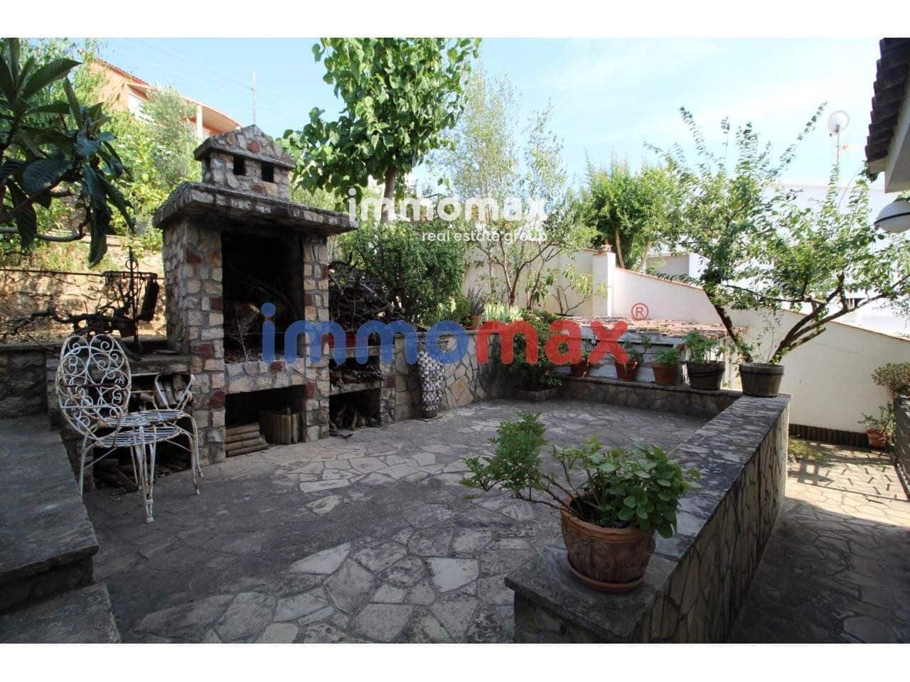 6 bedroom Villa for sale in Vallirana with garage - € 412,500 (Ref: 8052771)