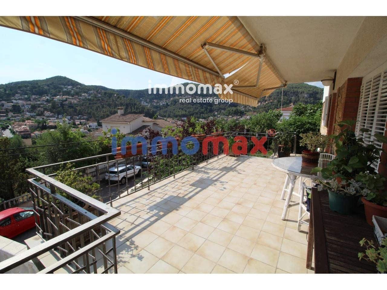 6 bedroom Villa for sale in Vallirana with garage - € 412,500 (Ref: 8052771)
