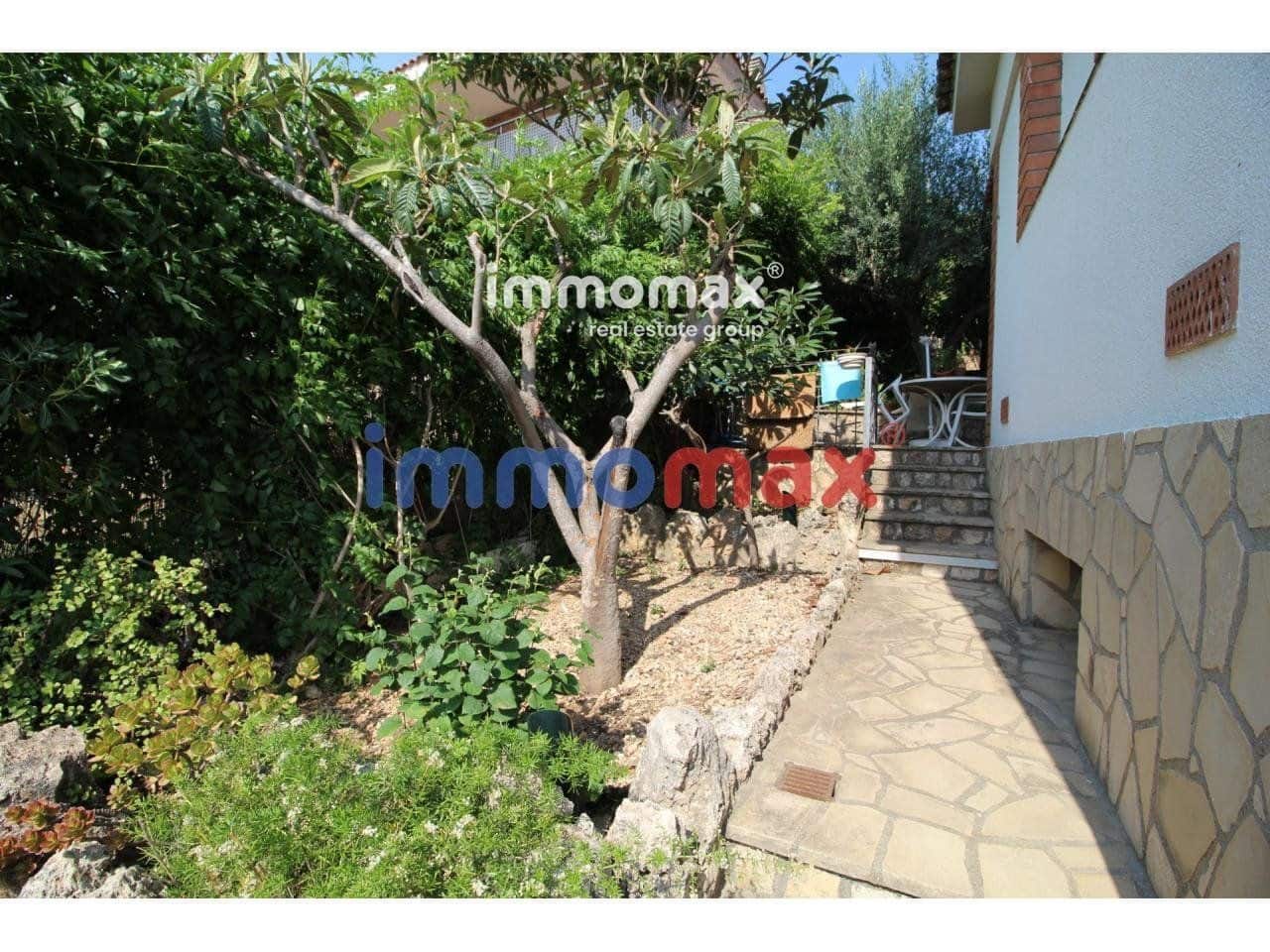 6 bedroom Villa for sale in Vallirana with garage - € 412,500 (Ref: 8052771)