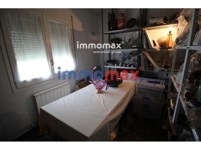 6 bedroom Villa for sale in Vallirana with garage - € 412,500 (Ref: 8052771)