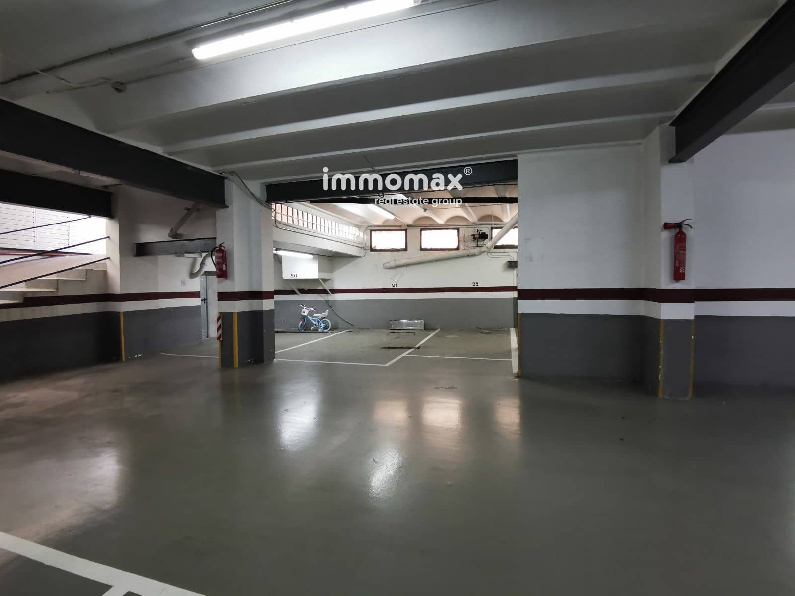 Garage til salg i Sant Joan Despi - € 15.000 (Ref: 8107786)