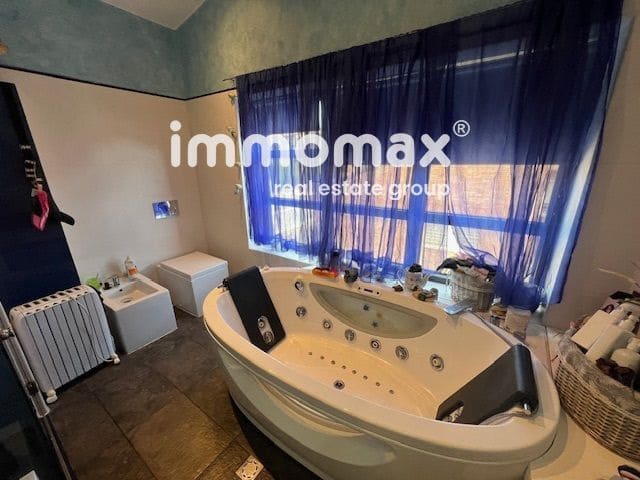 5 bedroom Villa for sale in Castelldefels - € 1,450,000 (Ref: 8116712)