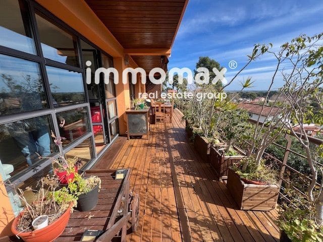 5 bedroom Villa for sale in Castelldefels - € 1,450,000 (Ref: 8116712)