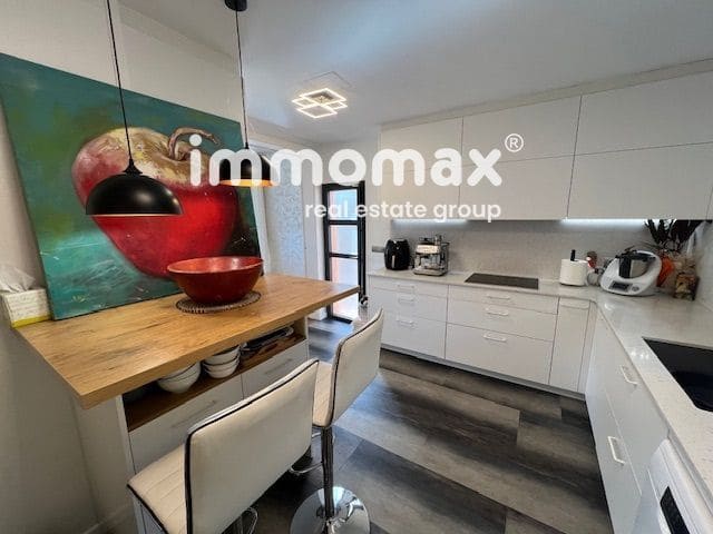 5 bedroom Villa for sale in Castelldefels - € 1,450,000 (Ref: 8116712)