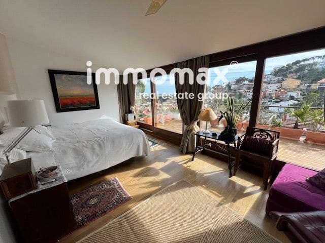 5 bedroom Villa for sale in Castelldefels - € 1,450,000 (Ref: 8116712)