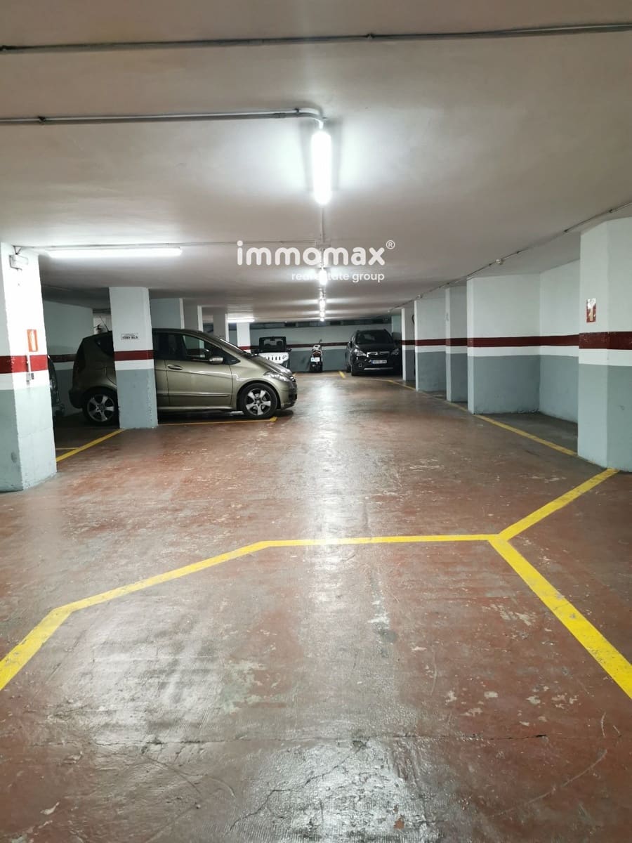 Garasje til salgs i Esplugues de Llobregat - € 10 000 (Ref: 8119202)