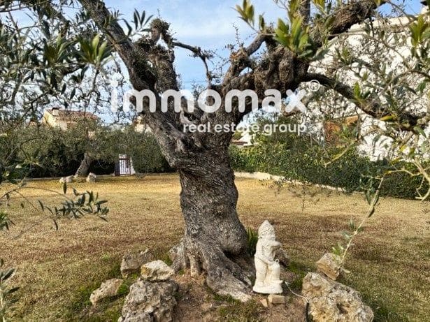 Building Plot for sale in Cubelles - € 130,000 (Ref: 8147640)