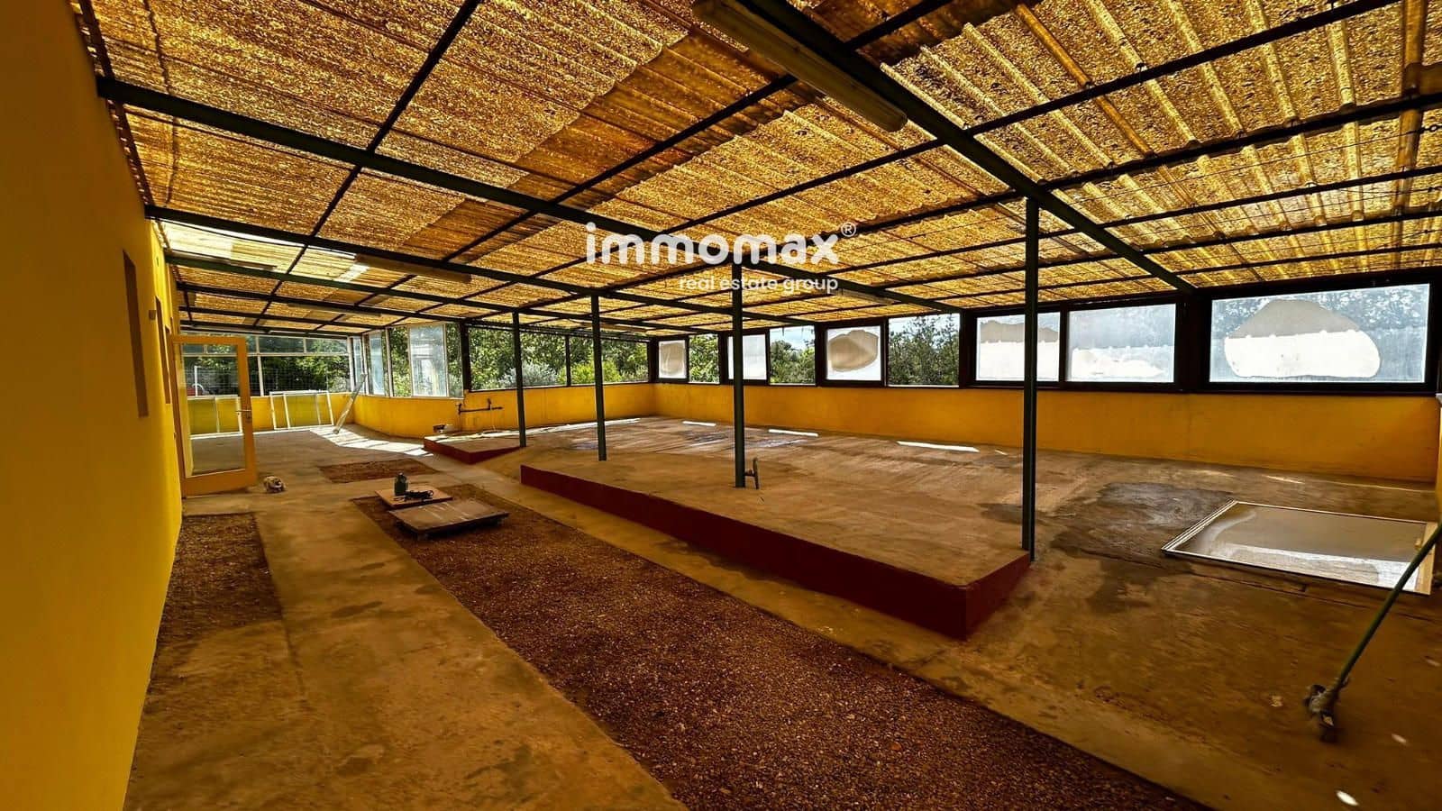 Commercial for rent in L'Ametlla del Valles with garage - € 700 (Ref: 8151734)