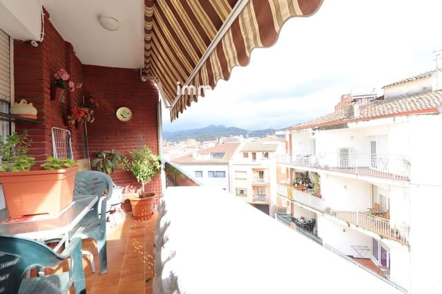 Takvåning till salu i Sant Celoni - 260 000 € (Ref: 8151745)