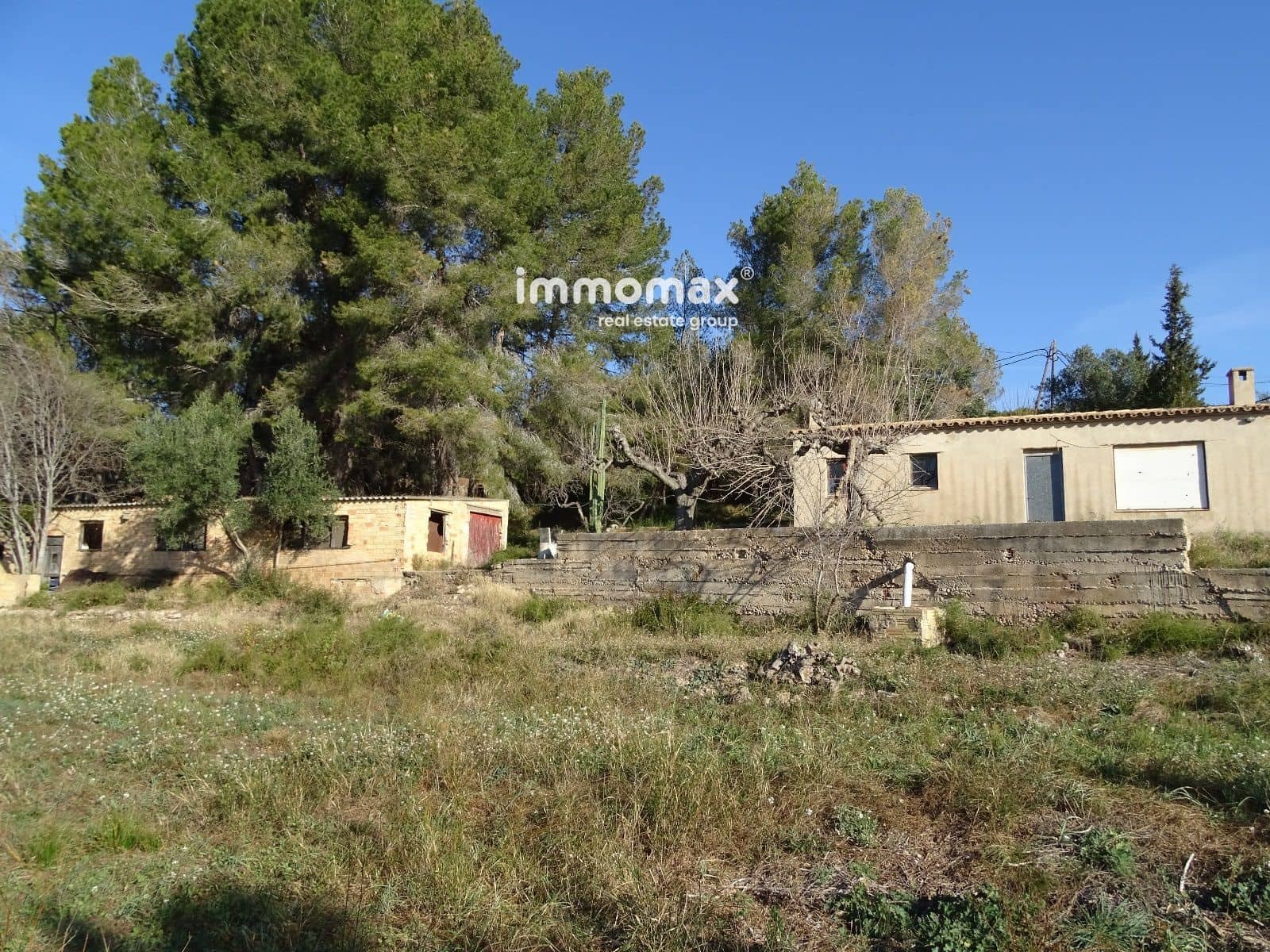 4 bedroom Villa for sale in Tortosa with pool - € 95,000 (Ref: 8154012)
