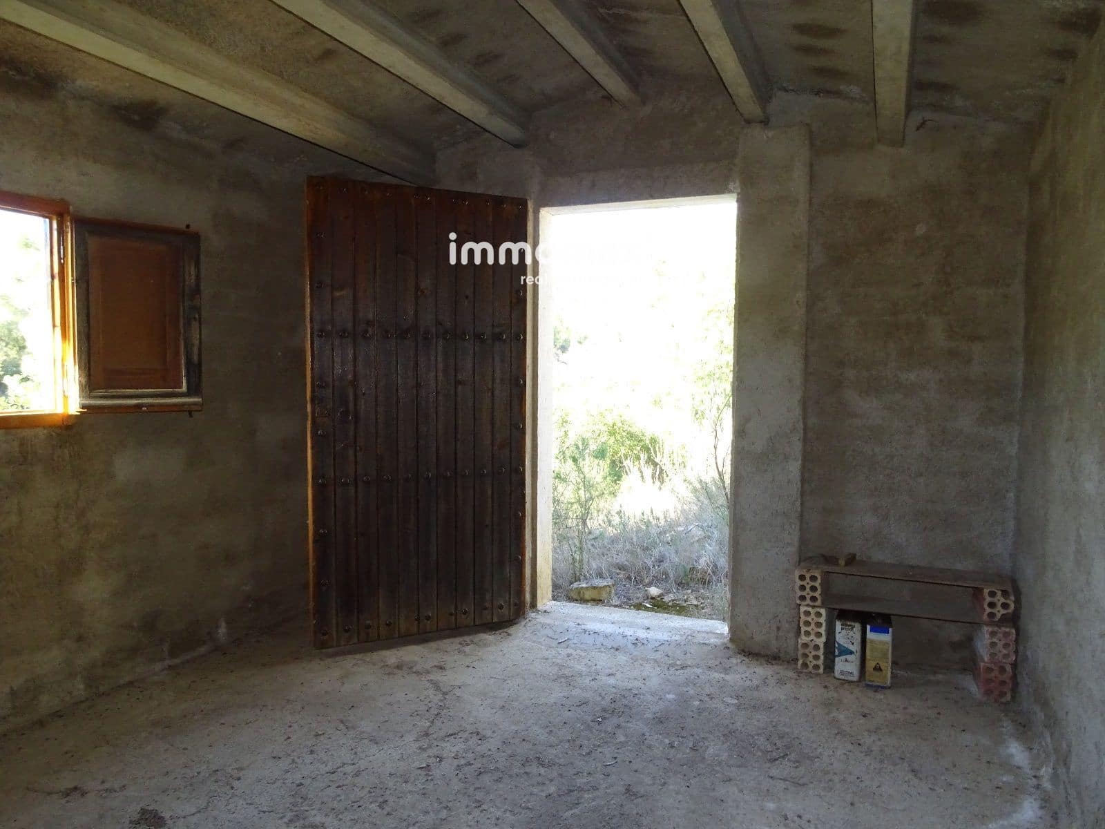 Ubebygd land til salgs i Caseres - € 56 000 (Ref: 8160851)