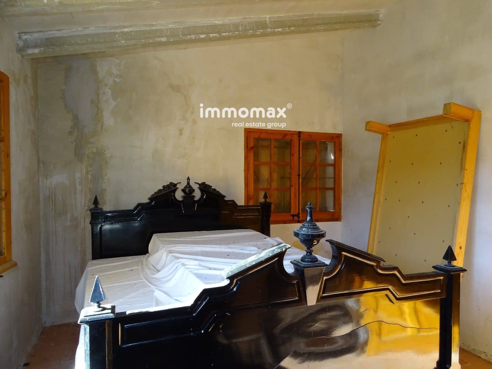 Ubebygd land til salgs i Caseres - € 56 000 (Ref: 8160851)